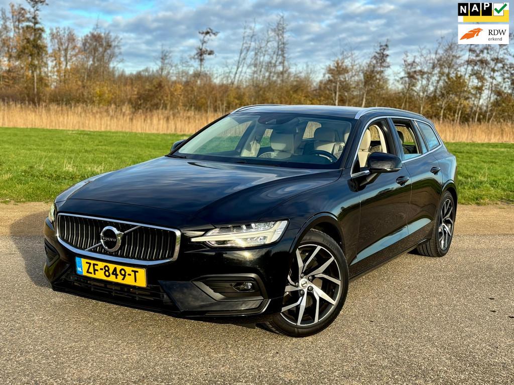 Volvo V60 2.0 T5 Momentum/Camera/Trekhaak/Pdc, 4 cilinders, 1969 cc, Leder en Stof, Zwart