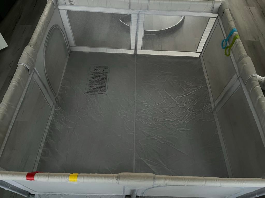 Lichtgrijze Grondbox 150x150 - Ruim en Stevig, Ophalen, Gebruikt, Vierkant