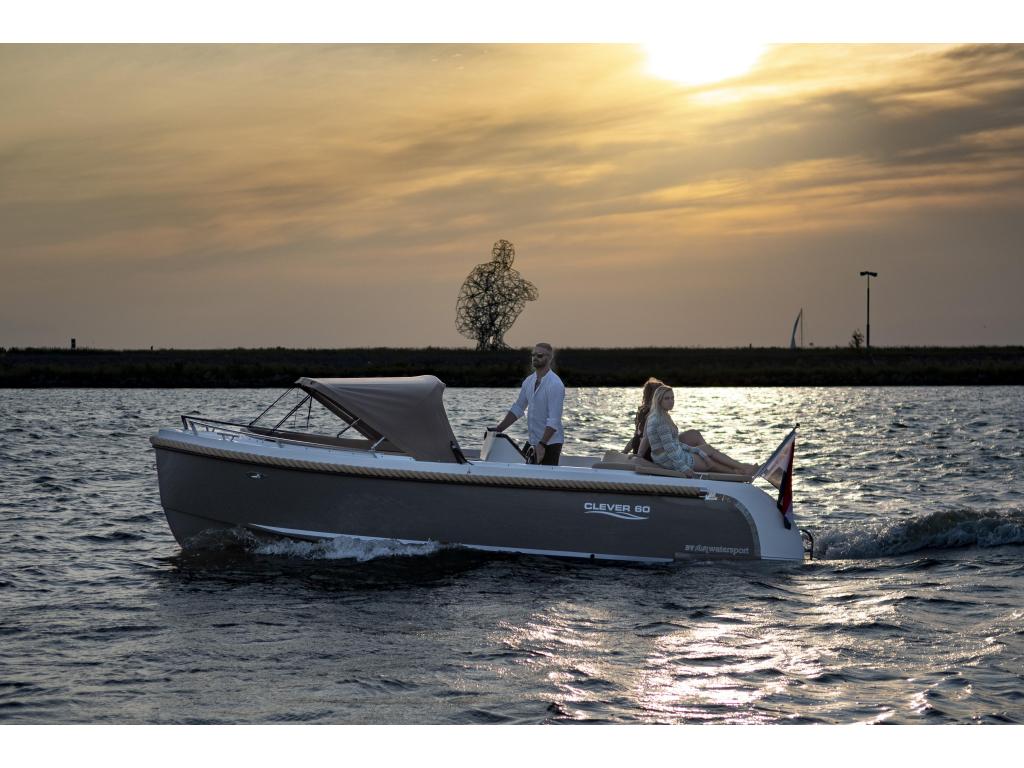 Clever en Lago Amore sloepen | Persoonlijk Advies |Vaarklaar, Watersport en Boten, Nieuw, Polyester, 3 tot 6 meter