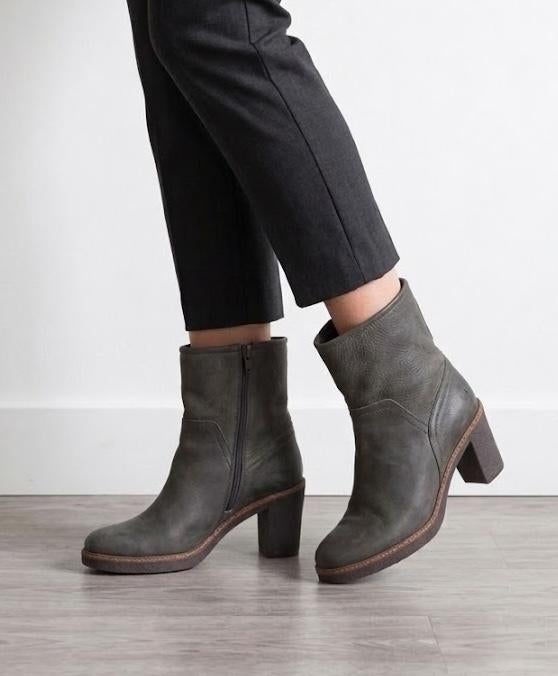 Via Vai - leuke enkellaarsjes / groen grijs / maat 37, Via Vai, Verzenden, Lage of Enkellaarzen, Zo goed als nieuw