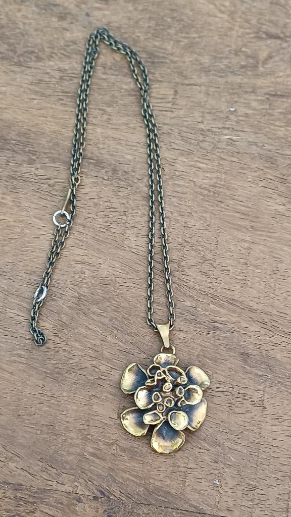 Hannu Ikonen Finland bronzen ketting en hanger, Sieraden, Tassen en Uiterlijk, Ophalen of Verzenden, Overige materialen, Ketting