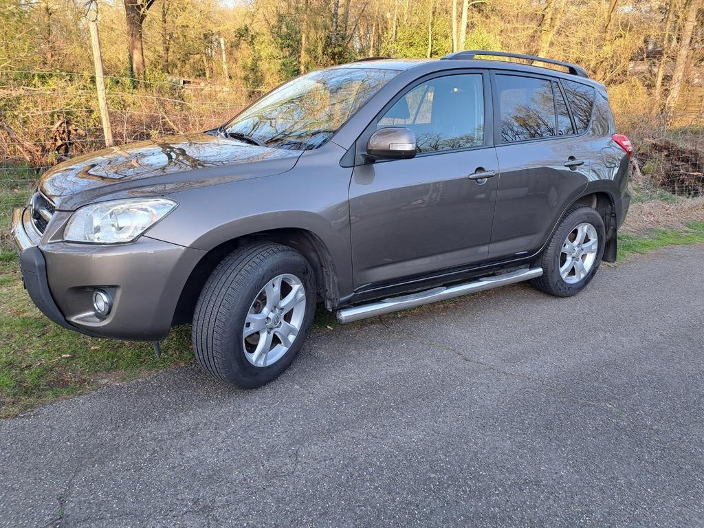 Toyota Rav4 2.0 Vvt-i 4WD 2010 Bruin, 13 km/l, Stof, 4 cilinders, Origineel Nederlands