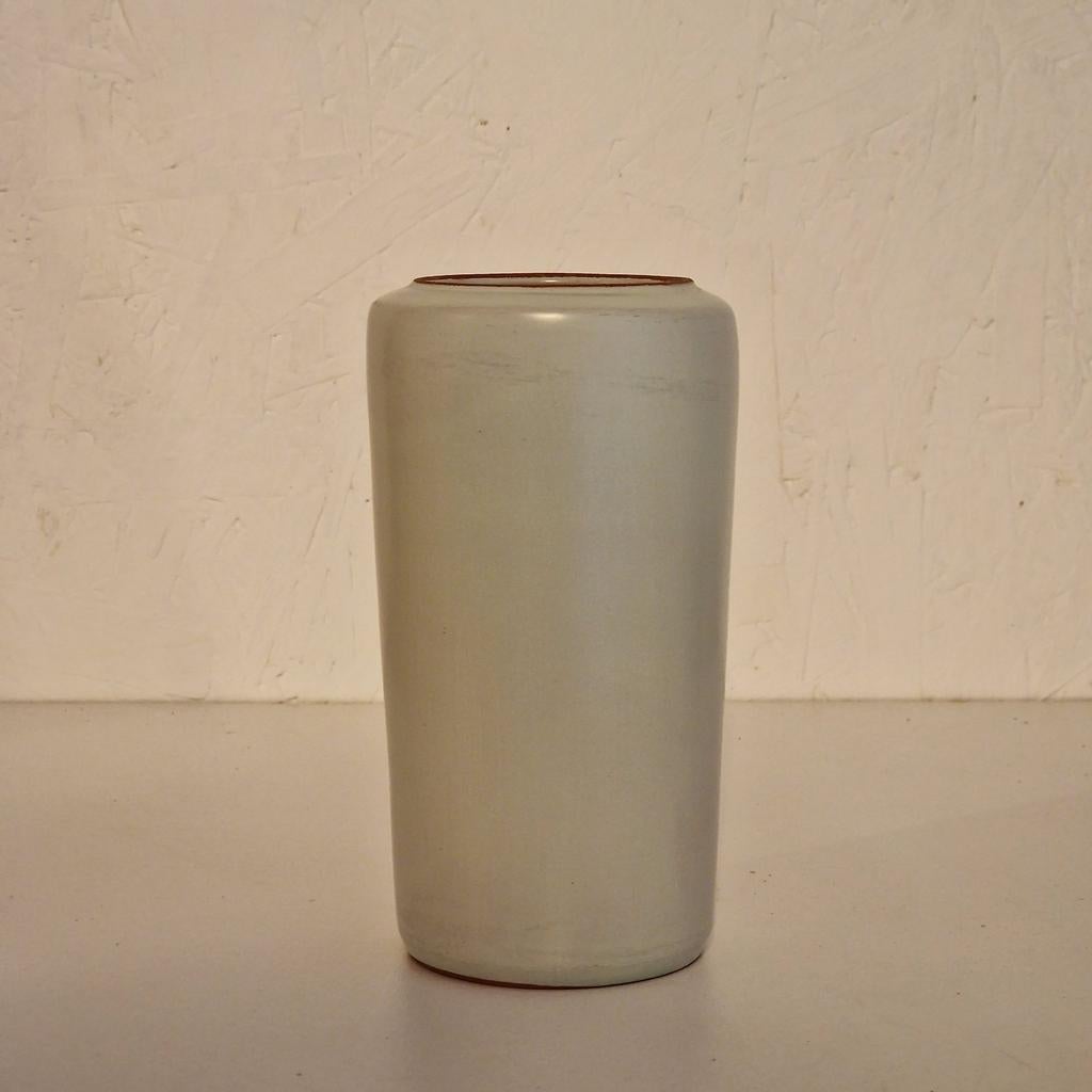 Retro Vintage Handgemaakt Vaasje Rode Klei Eiglans, Verzamelen, Retro, Ophalen of Verzenden