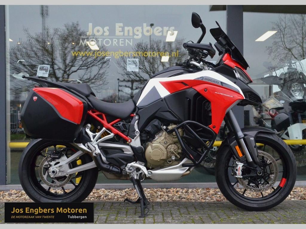 DUCATI MULTISTRADA V4 S SPORT / 2022 / Akrapovic / Kofferset, Motoren, Motoren | Ducati, Bedrijf, Overig, 4 cilinders