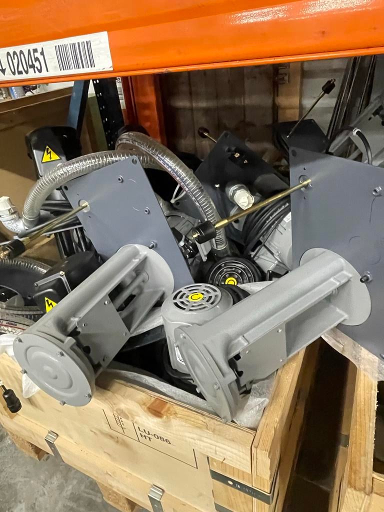 Nieuwe TERAL Koelvloeistofpompen 380V (uit CNC machine), Ophalen of Verzenden