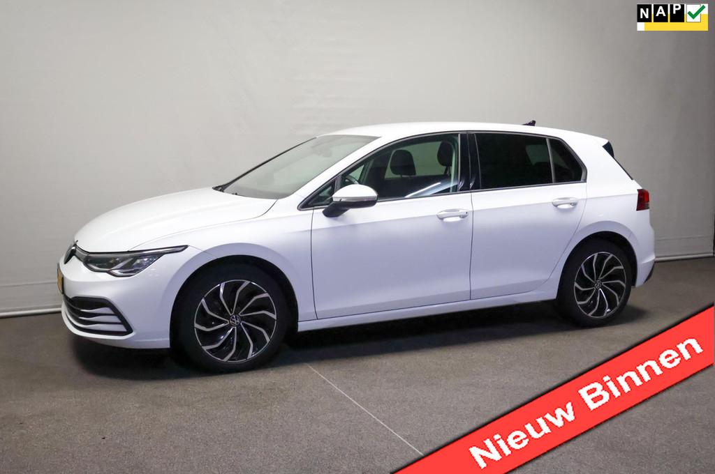 Volkswagen Golf 1.0 TSI Life, Voorwielaandrijving, Gebruikt, Euro 6, Electronic Stability Program (ESP)