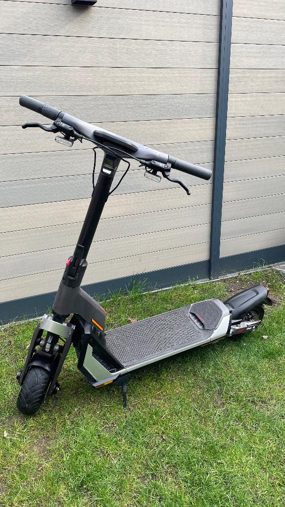 SEGWAY GT1 elektrische step KickScooter GT1E, Ophalen, Zo goed als nieuw, Elektrische step (E-scooter), Segway