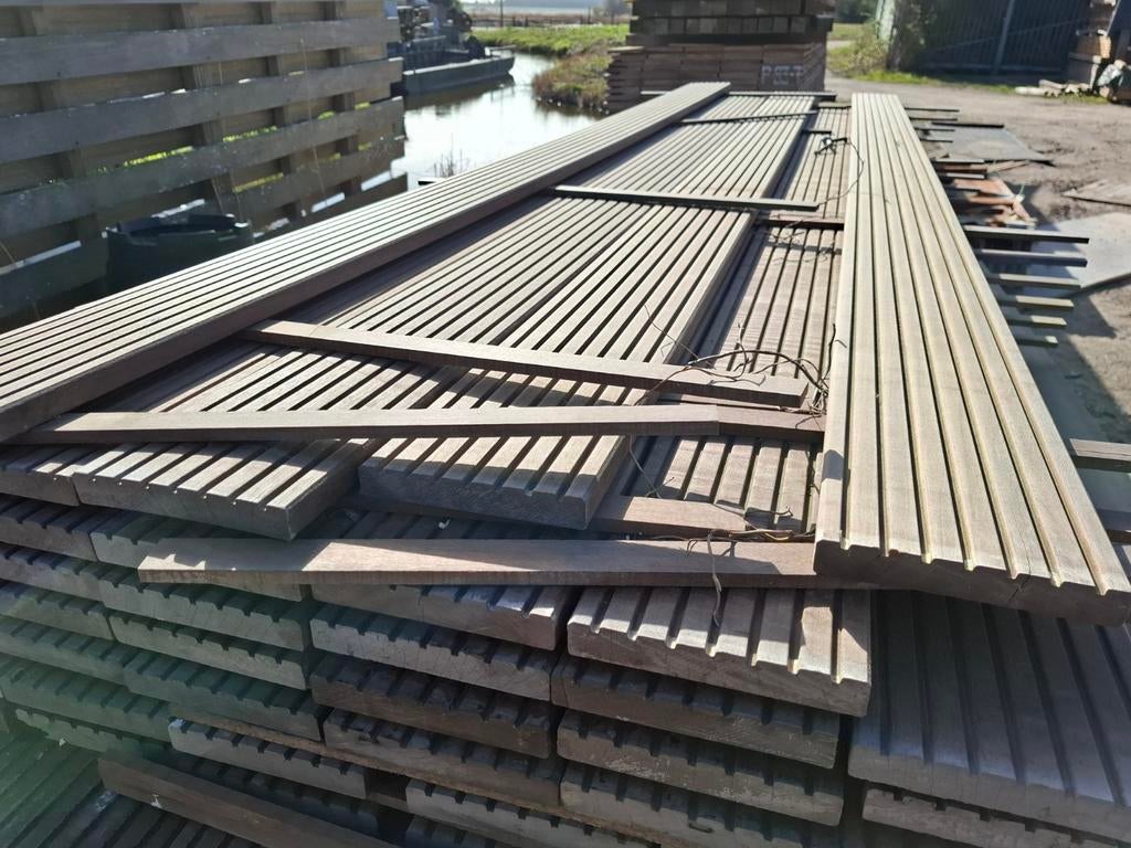 Partij hardhout vlonderplanken 275 cm 113 st bezorgen mogeli, Ophalen, A, A, A