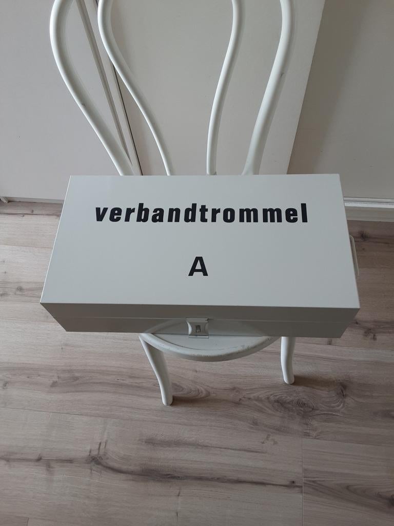 Oude verbandtrommel, Verzamelen, Blikken, Ophalen, Zo goed als nieuw, Overige