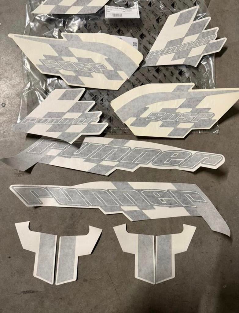 Tekoop, orginele stickerset Gilera Runner RST Zwart / Grijs, Ophalen of Verzenden, Nieuw, Overige typen, Piaggio