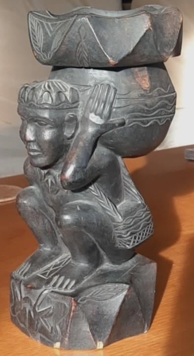 Houten beeld Afrikaanse man met pot op hoofd, Antiek en Kunst, Kunst | Niet-Westerse kunst, Ophalen of Verzenden