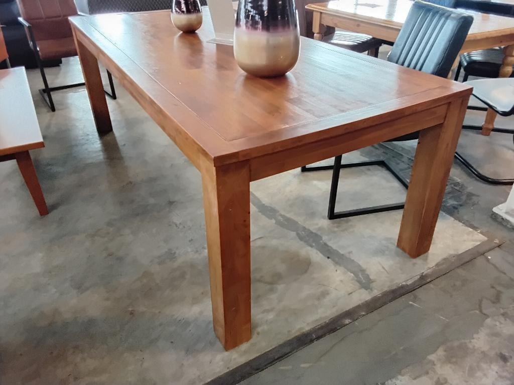 2x massief houten tafel 220x100 en 160x80 Second Life W'ga., Huis en Inrichting, Tafels | Eettafels, Ophalen, 50 tot 100 cm, Zo goed als nieuw