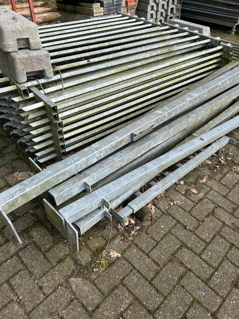 Hekken te koop, Ophalen of Verzenden, Zo goed als nieuw, IJzer