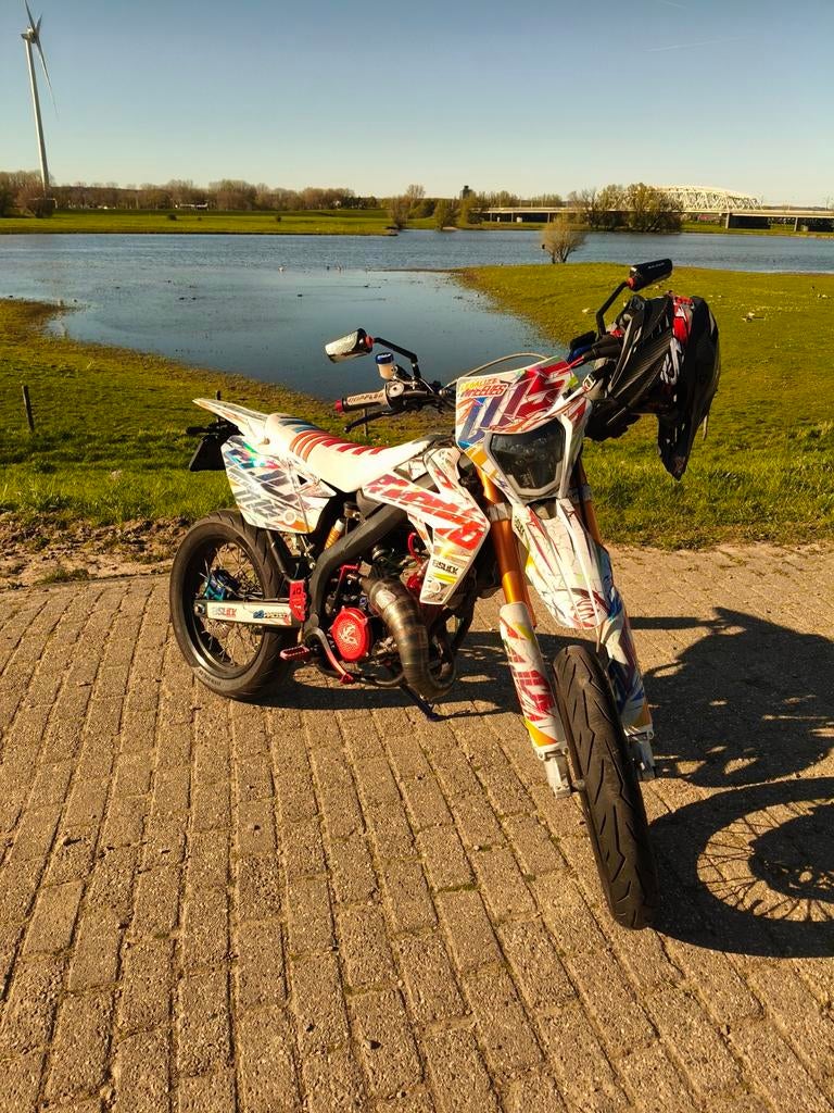 Custom Rieju MRT 50 pro 2021, Ophalen, Overige merken