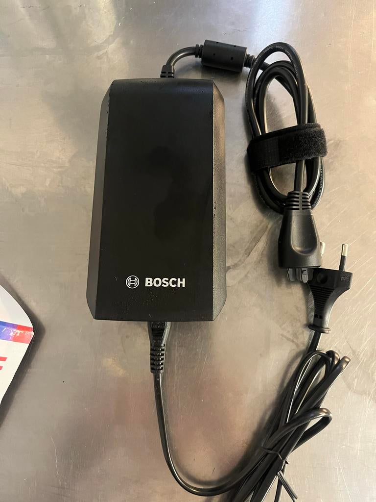 Bosch E-bike Oplader 4A 220-240V Standaard Lader, Ophalen of Verzenden, Zo goed als nieuw