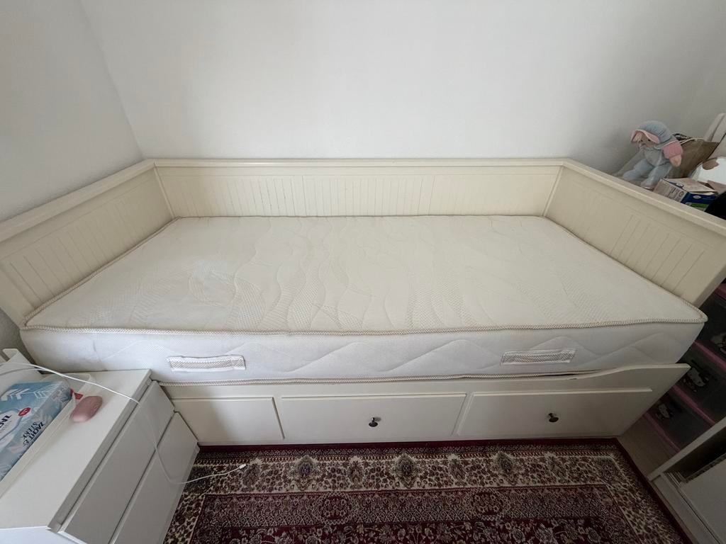 Matras (+ eventueel wit bedframe), Ophalen, Gebruikt, 90 cm, Eenpersoons