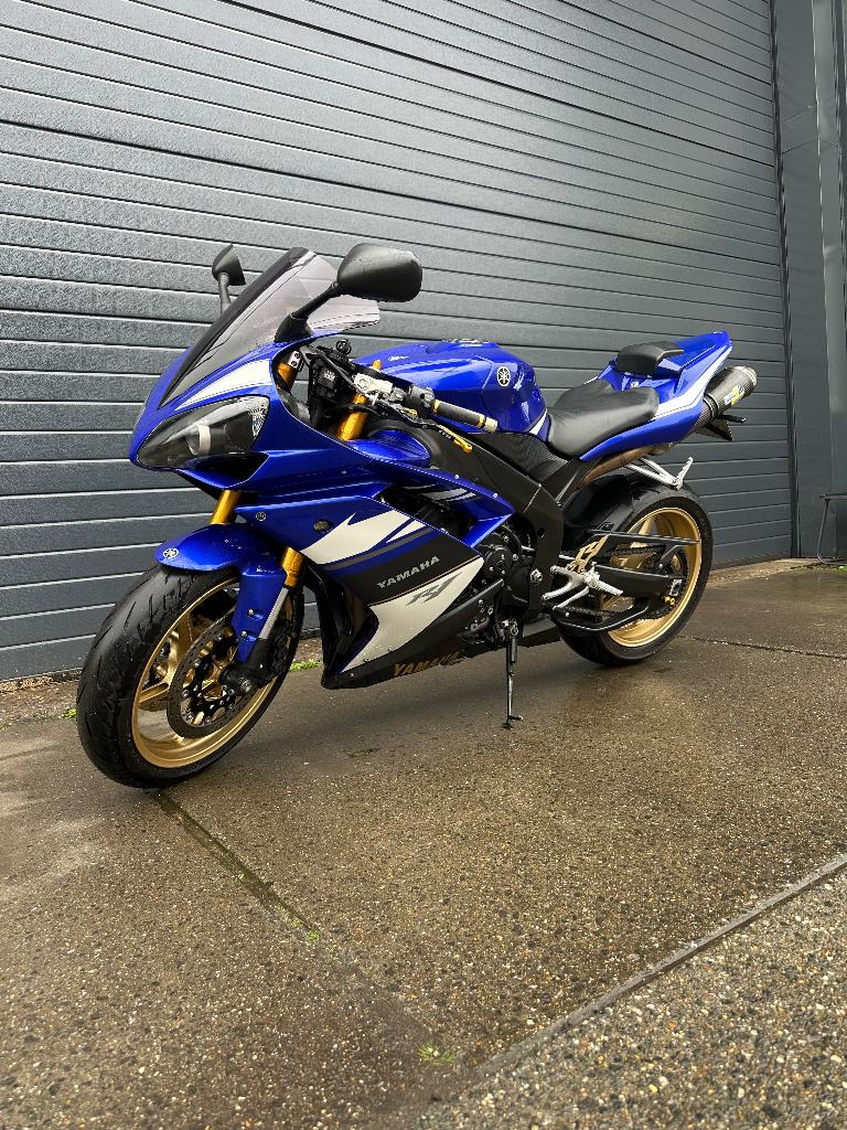 Yamaha R1 2008 | 37.000 km | Zeer nette staat | LeoVince, 4 cilinders, Super Sport, Particulier, Meer dan 35 kW