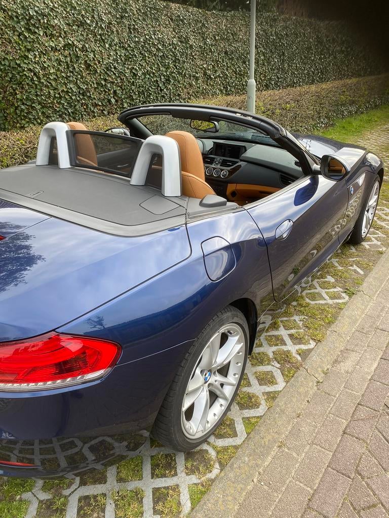 BMW Z4 Sdrive 30i 258 pk Aut. 2011 Blauw, Automaat, 1441 kg, Achterwielaandrijving, Blauw