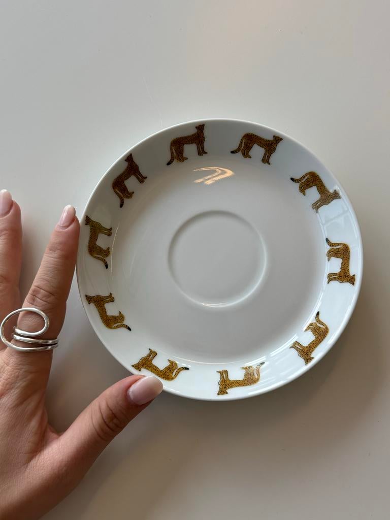 Fabienne Chapot schotel met luipaardprint, Huis en Inrichting, Keuken | Servies, Keramiek, Ophalen of Verzenden, Zo goed als nieuw
