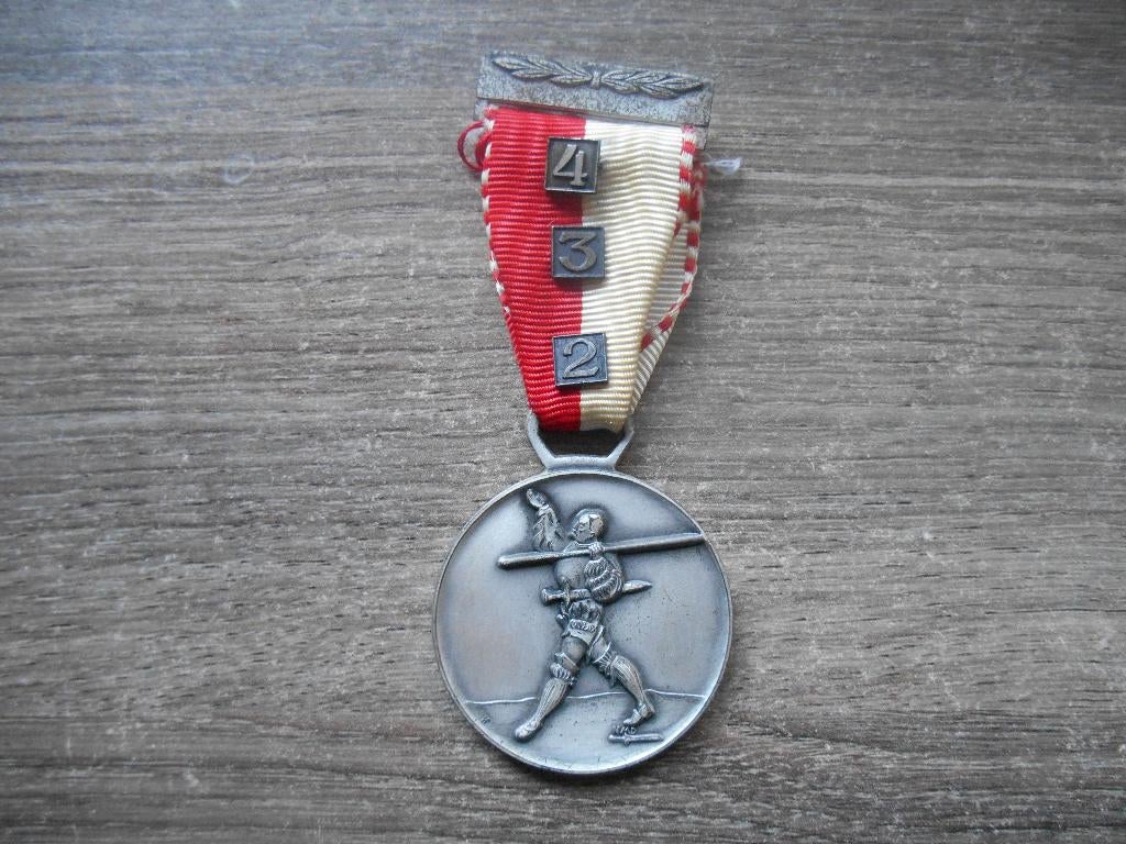 Medaille 2 daagse mars Bern Zwitserland IML 1 t/m 4, Ophalen of Verzenden, Overige materialen, Buitenland