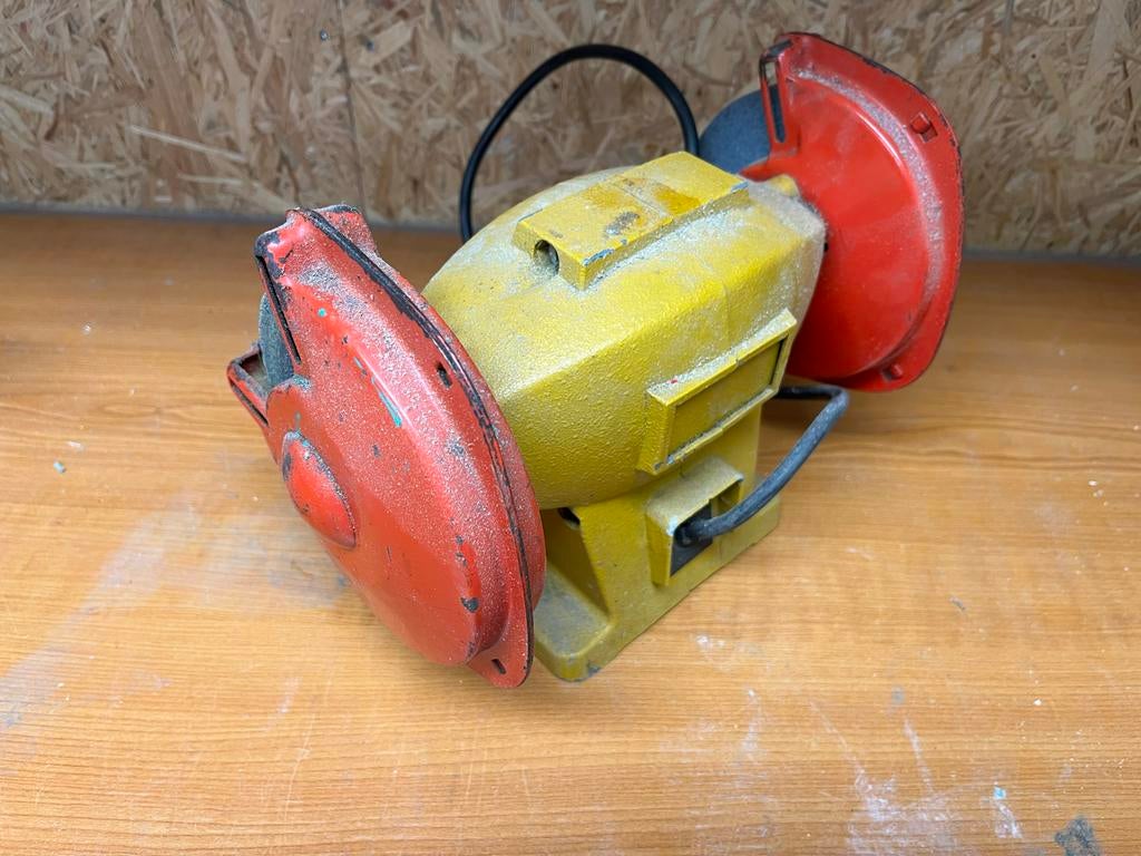 Slijpmachine, Ophalen, Gebruikt, Minder dan 700 watt, Werkbankslijpmachine