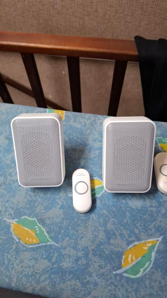 Draadloze deurbel bieden per stuk, Ophalen of Verzenden, Zo goed als nieuw, Draadloos