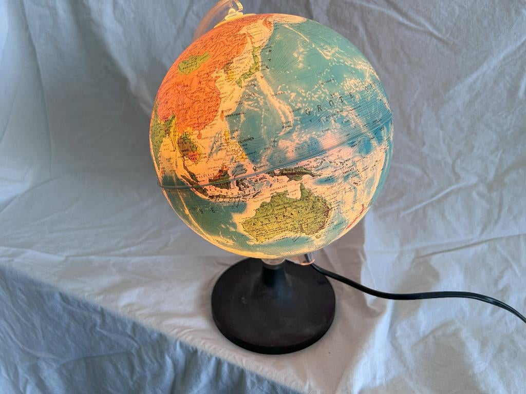 Globe met licht, Ophalen of Verzenden, Zo goed als nieuw