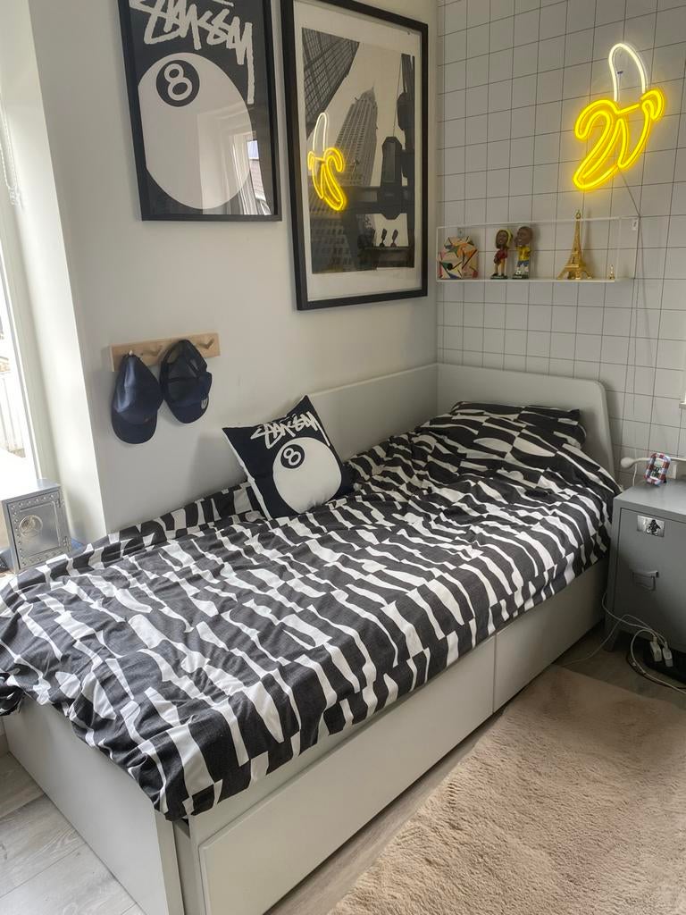 IKEA Flekke eenpersoonsbed, Huis en Inrichting, Slaapkamer | Bedden, Gebruikt, Eenpersoons, 90 cm, 200 cm, Hout, Wit, Verstelbaar