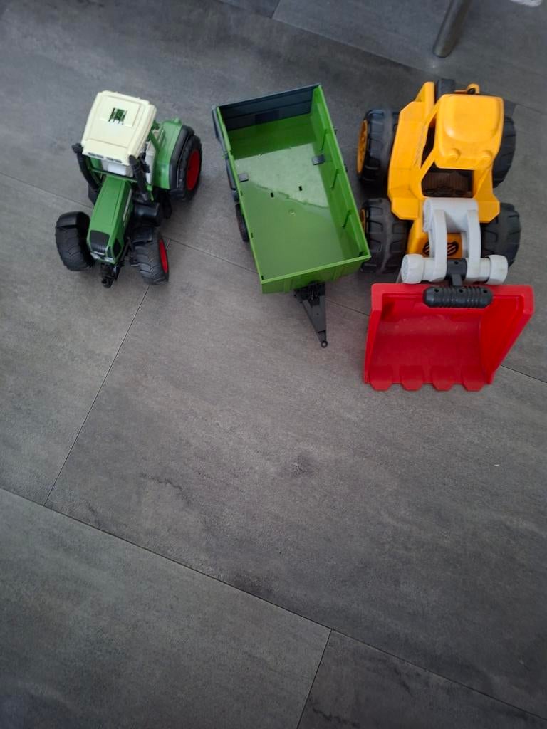 Speelgoed tractor met aanhanger en graafmachine, Ophalen