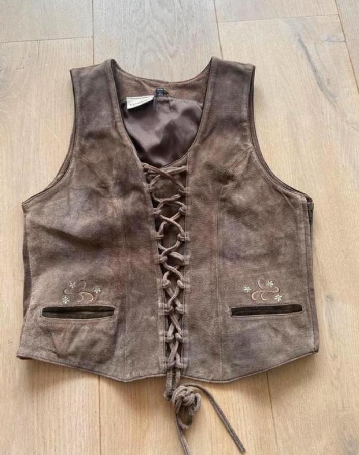 Suede klederdracht vest gilet top S, Ophalen of Verzenden, Zo goed als nieuw, Maat 36 (S), Bruin