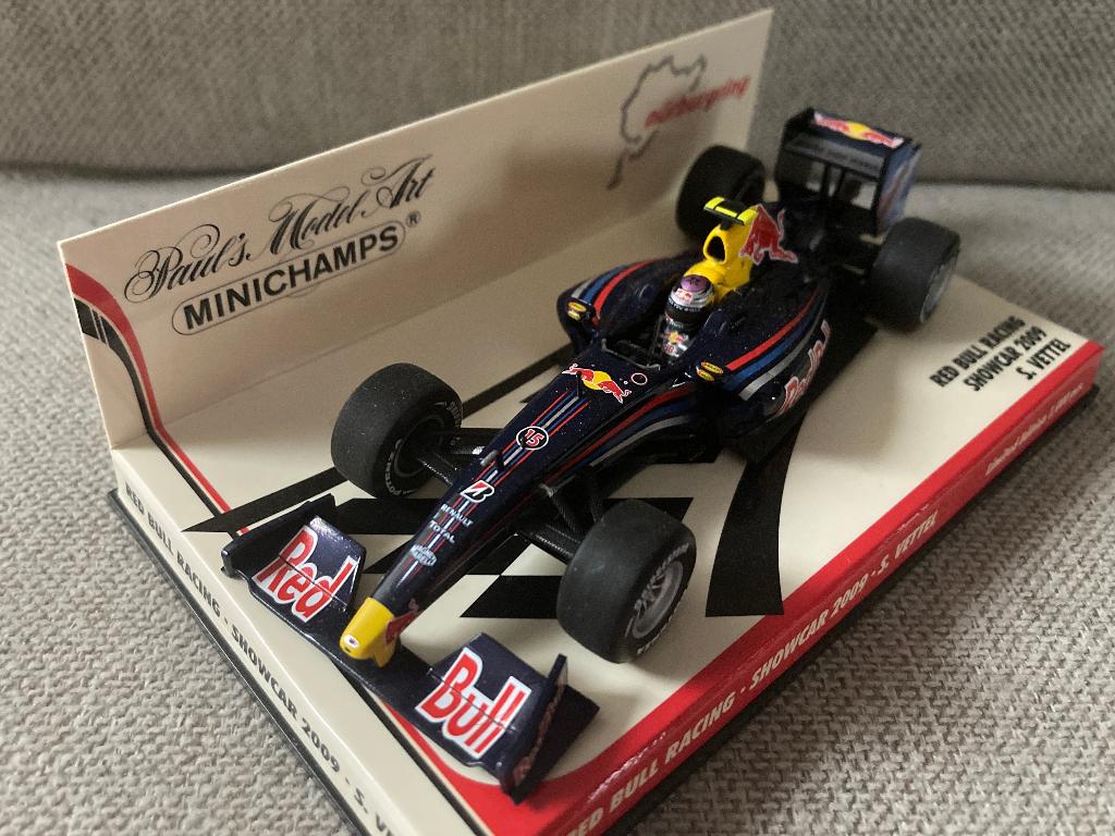 ✅ Sebastian Vettel 1:43 Showcar 2009 Red Bull Racing RB5 F1, Ophalen of Verzenden, Nieuw, Formule 1