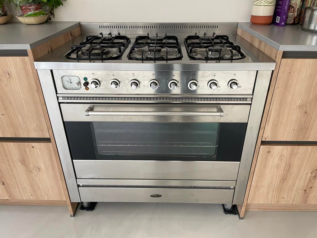 Boretti gasfornuis 6 pits, Witgoed en Apparatuur, Fornuizen, Gebruikt, Vrijstaand, Gas, 5 kookzones of meer, 90 tot 95 cm, 60 cm of meer