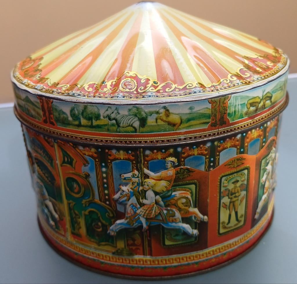 Vintage blikje Churchill's carrousel, Ophalen of Verzenden, Gebruikt, Overige