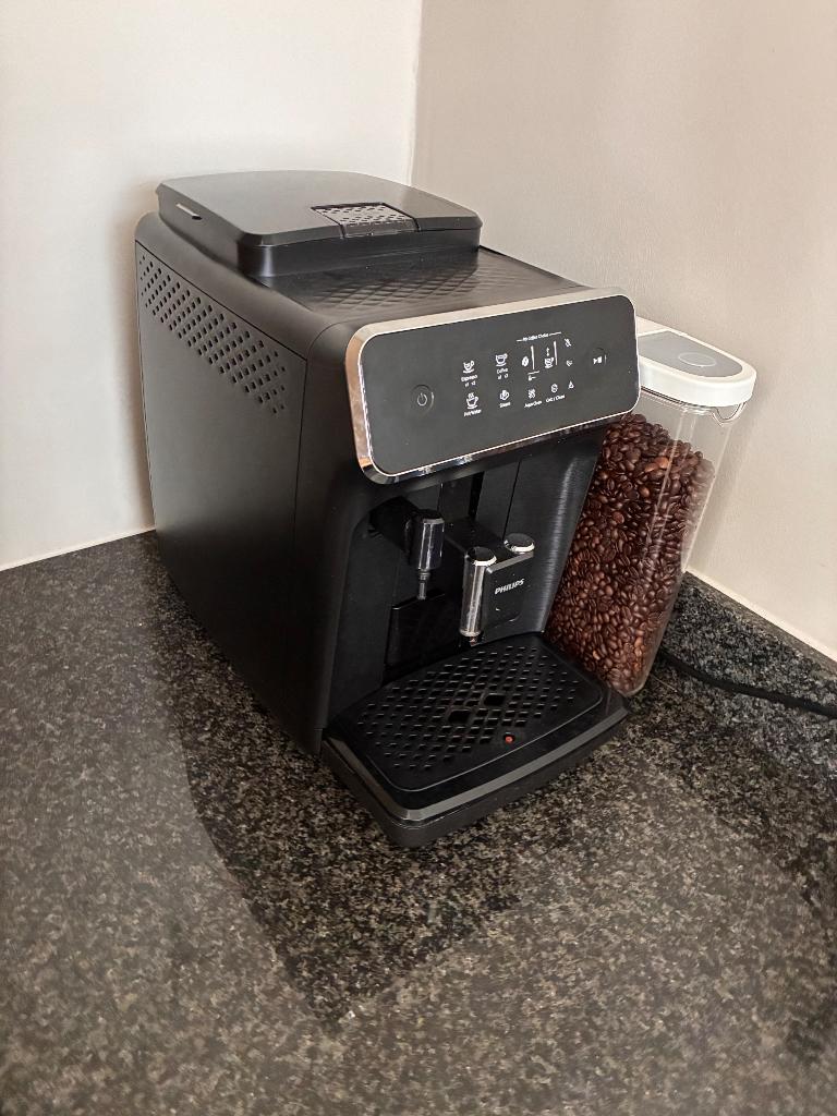 Philips koffie bonen machine, Afneembaar waterreservoir, Gebruikt, 10 kopjes of meer, Koffiemachine