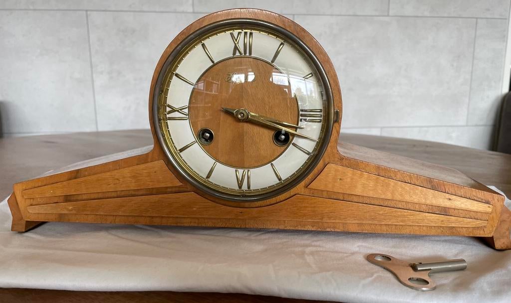 Hermle pendule (1930-1940), Ophalen