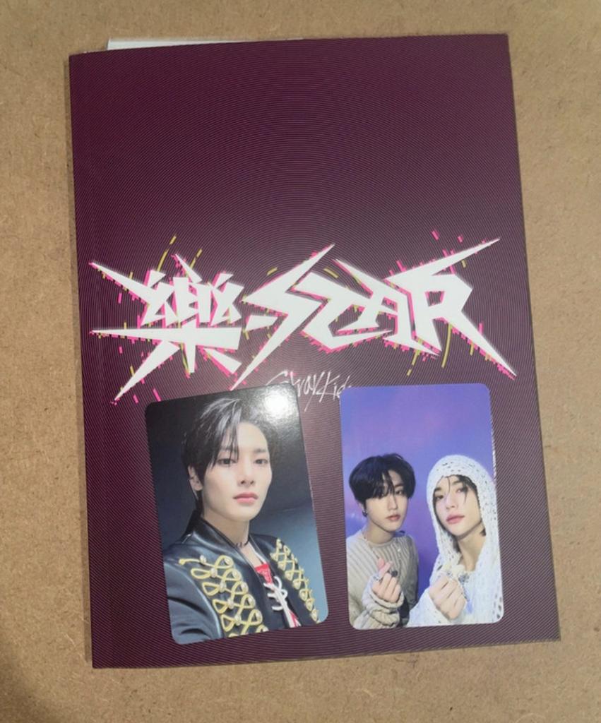 Rock-star album Stray Kids, Verzamelen, Muziek, Artiesten en Beroemdheden, Ophalen of Verzenden, Zo goed als nieuw
