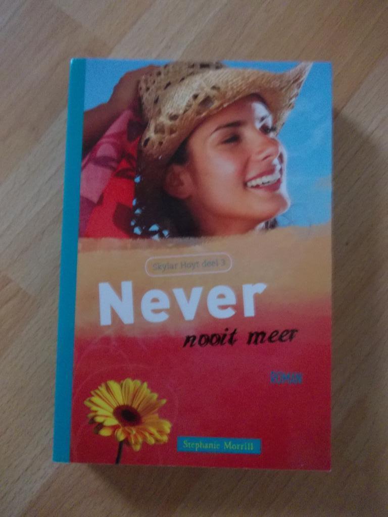 Never nooit meer, Stephanie Morrill., Boeken, Ophalen, Zo goed als nieuw, Stephanie Morrill
