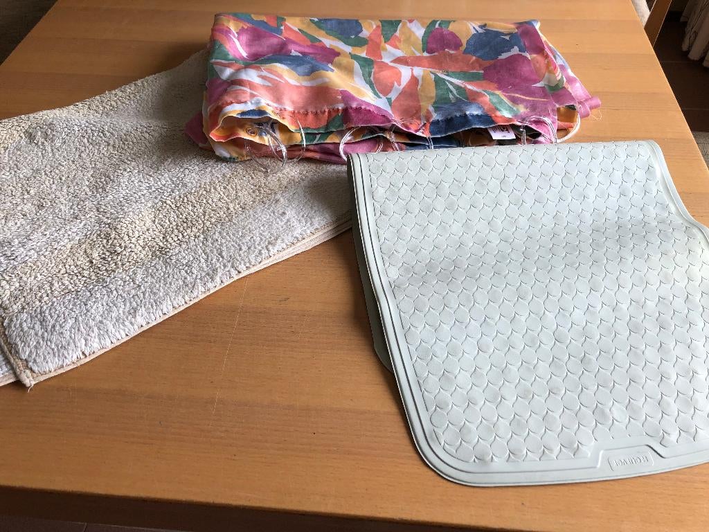 Te koop bad/douche set.(z.g.a.n.)., Huis en Inrichting, Badkamer | Badtextiel en Accessoires, Zo goed als nieuw, Overige typen