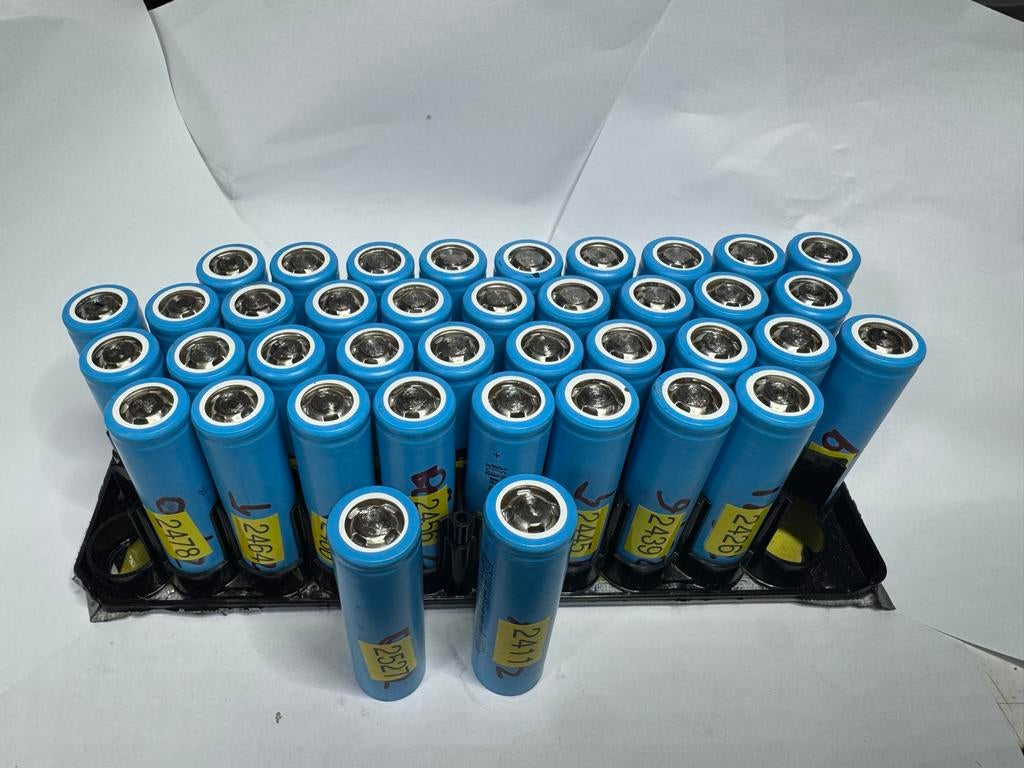 39x EVE 18650 Li-ion Batterijen - Geteste Hoge Capaciteit, Ophalen of Verzenden, Gebruikt, Oplaadbaar