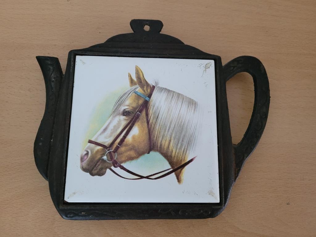 Onderzetter theekan met paardenhoofd, Villeroy & Boch, Overige materialen, Gebruikt, Overige typen, Villeroy & Boch