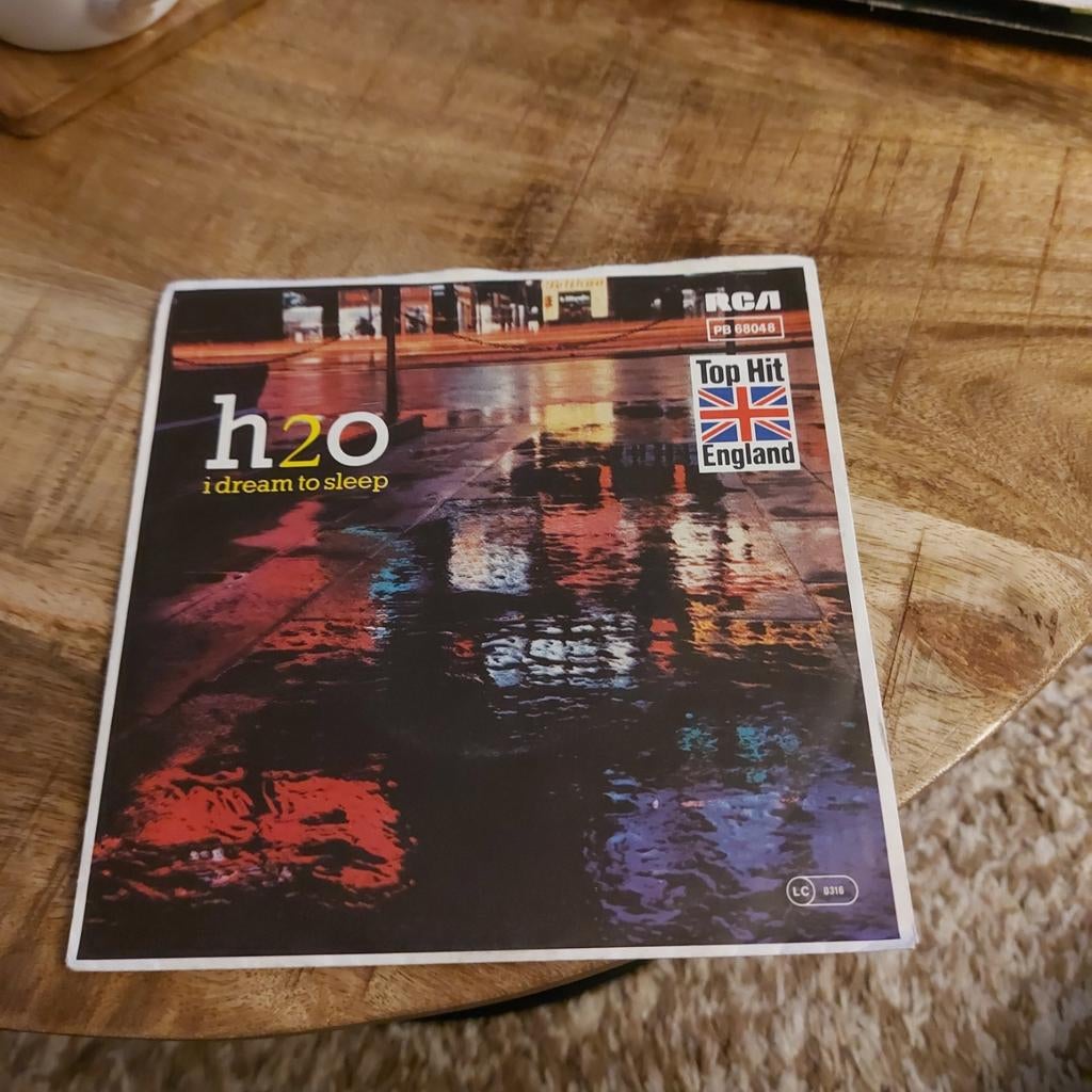 H2o / i dream to sleep, Ophalen of Verzenden, Zo goed als nieuw