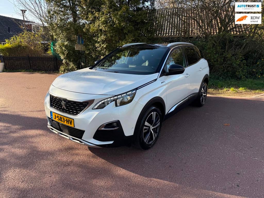 Peugeot 3008 1.2 PureTech GT Line / Navi / xenon / camera /, Auto's, Gebruikt, Euro 6, 1199 cc, Leder en Stof