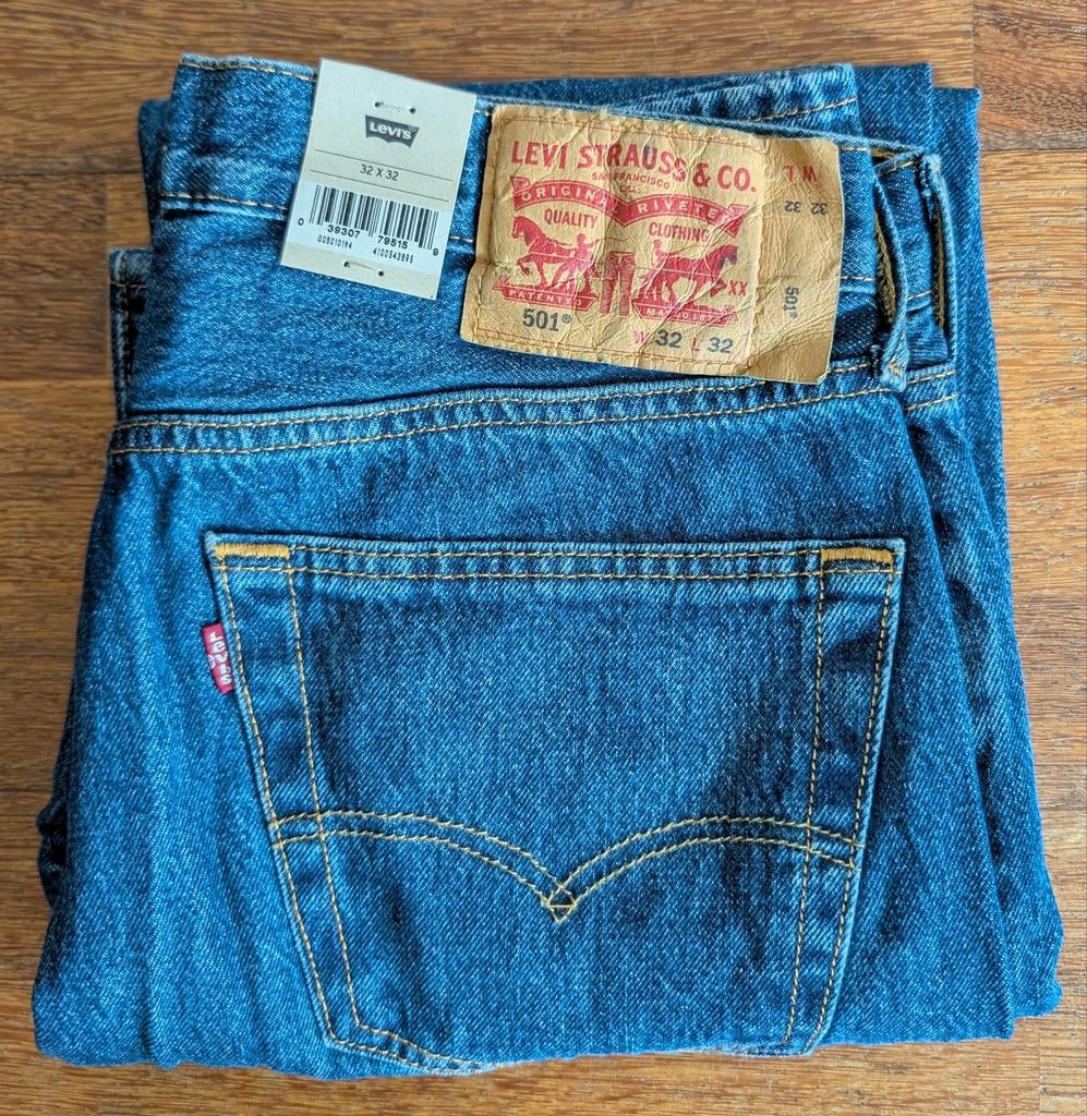 2 paar nieuwe Levi's 501, Blauw, Nieuw, W32 (confectie 46) of kleiner, Ophalen of Verzenden