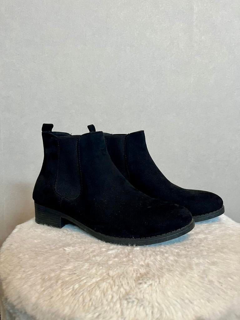 Enkellaarsjes suède, Zwart, Lage of Enkellaarzen, Nieuw, Ophalen of Verzenden