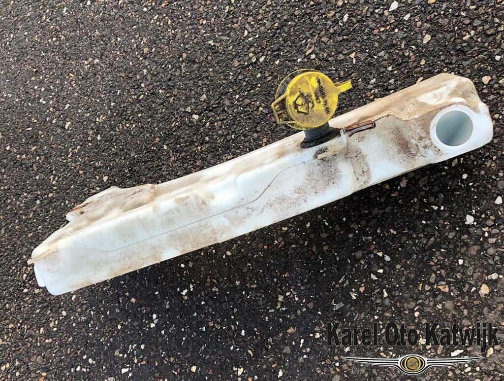 Ruitensproeier reservoir Jeep Cherokee XJ 1998-2000, Auto-onderdelen, -, -, Nieuw, Ophalen of Verzenden