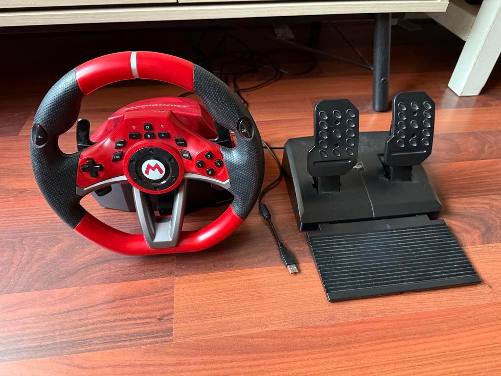 Mario Kart Racing Wheel Pro Deluxe voor Nintendo Switch, Spelcomputers en Games, Spelcomputers | Nintendo Consoles | Accessoires