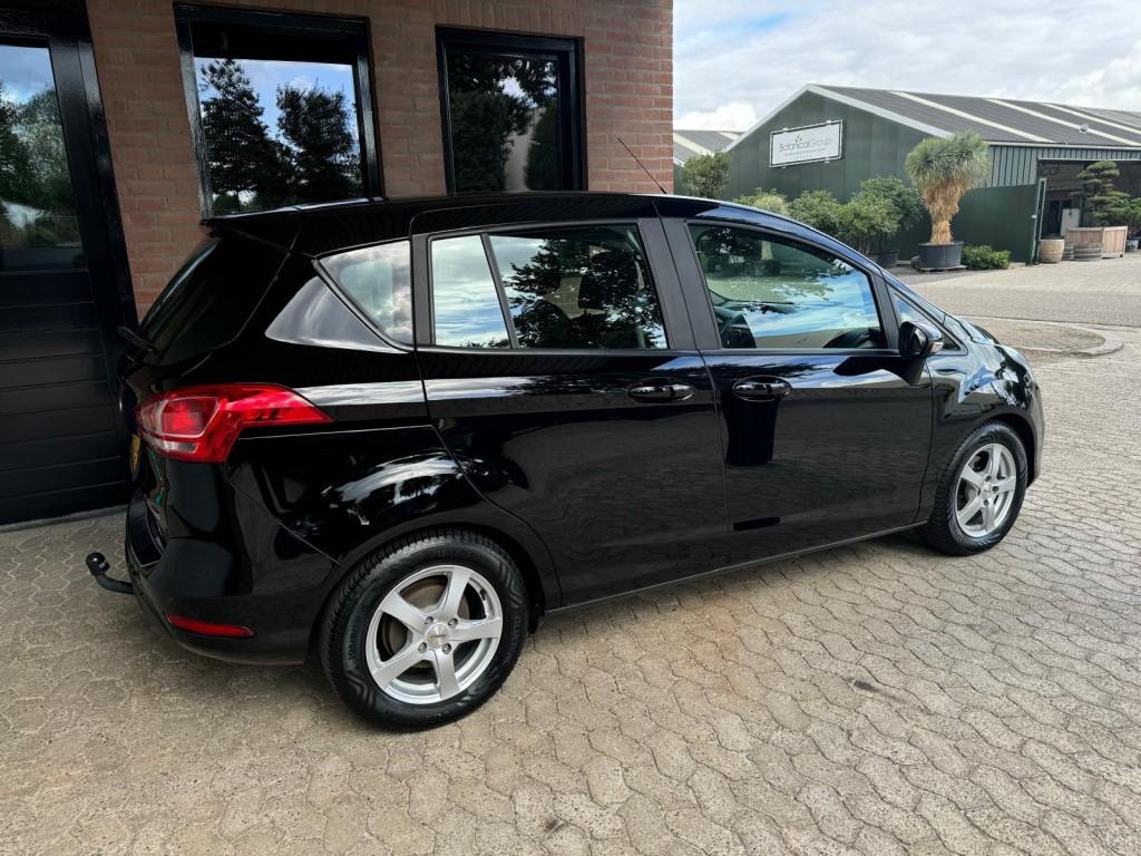 Ford B-MAX 1.0 EcoBoost climate cruise Navi trekh. PDC, Voorwielaandrijving, 101 pk, Gebruikt, Zwart
