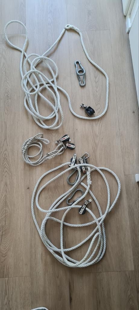 Hijsmateriaal, Ophalen, Gebruikt