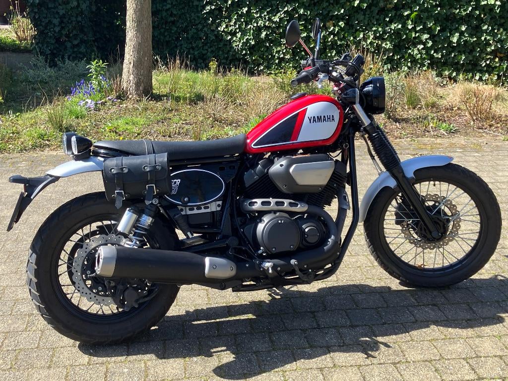 Yamaha SCR 950, 2 cilinders, Motorrijbewijs A, 948 cc, Particulier