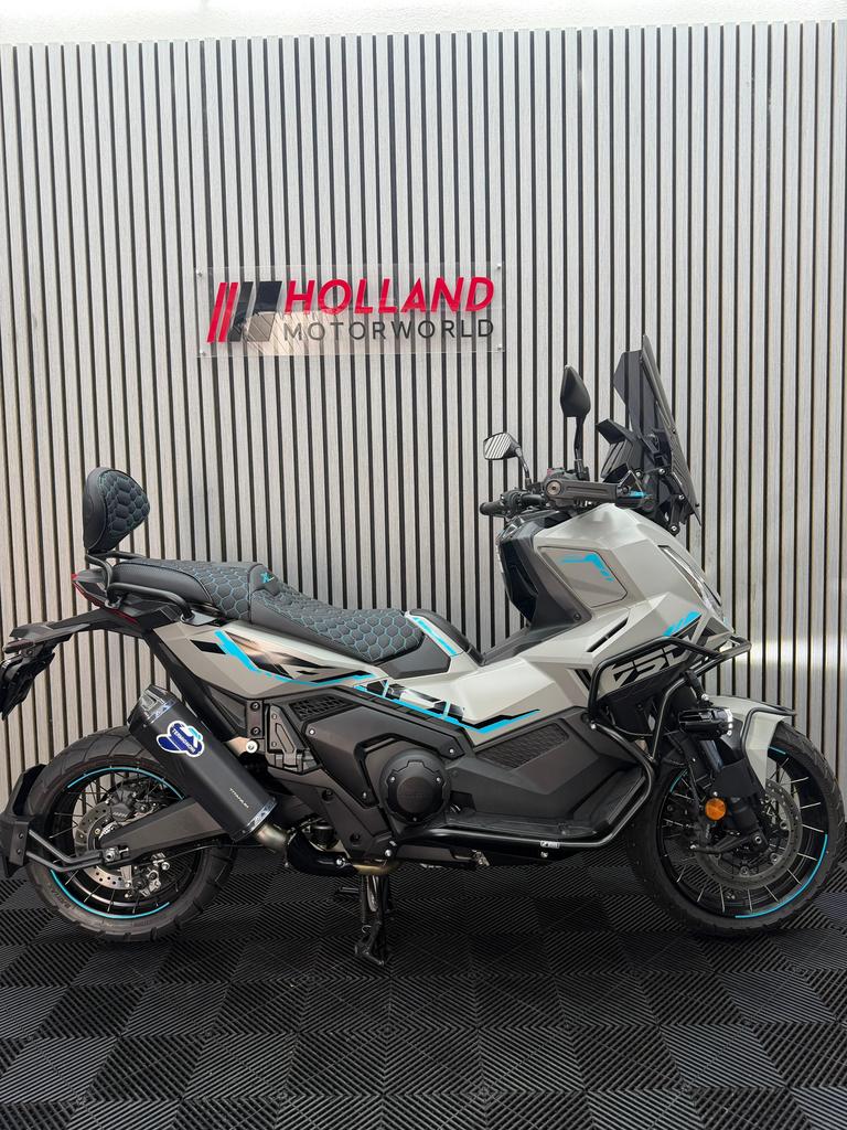 *VERKOCHT* Honda X-ADV 750 2025 Termignoni Nardo XADV X ADV, Bedrijf, Meer dan 35 kW, 2 cilinders, Scooter